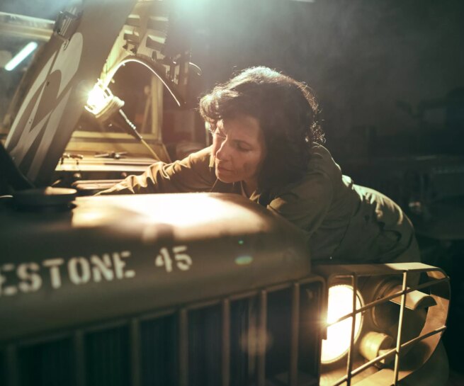 WAC - Women Army Corps 1944. Portrait of a woman in an American military working uniform. Personal project dedicated to historic portraits. Image series by David Umberto Zappa - portrait, commercial and advertising photographer. Ritratto di donna in uniforma da lavoro americana epoca Seconda Guerra Mondiale. Progetto personale del fotografo commerciale, pubblicitario, ritrattista ed editoriale David Umberto Zappa.