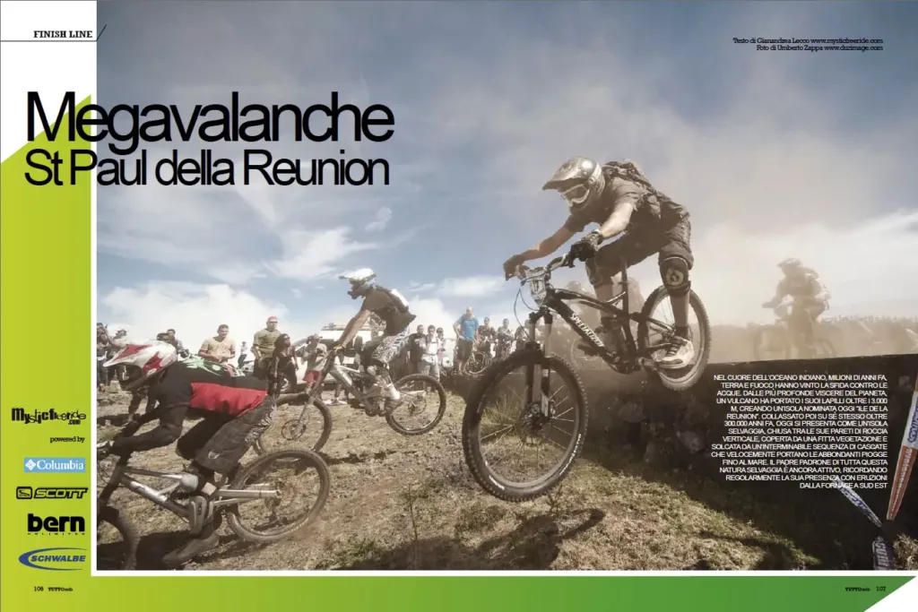 Portfolio Sport & Lifestyle del fotografo duzimage - scatto gara Mega Avalanche La Réunion con biker che saltano giù da un muretto, con le biciclette